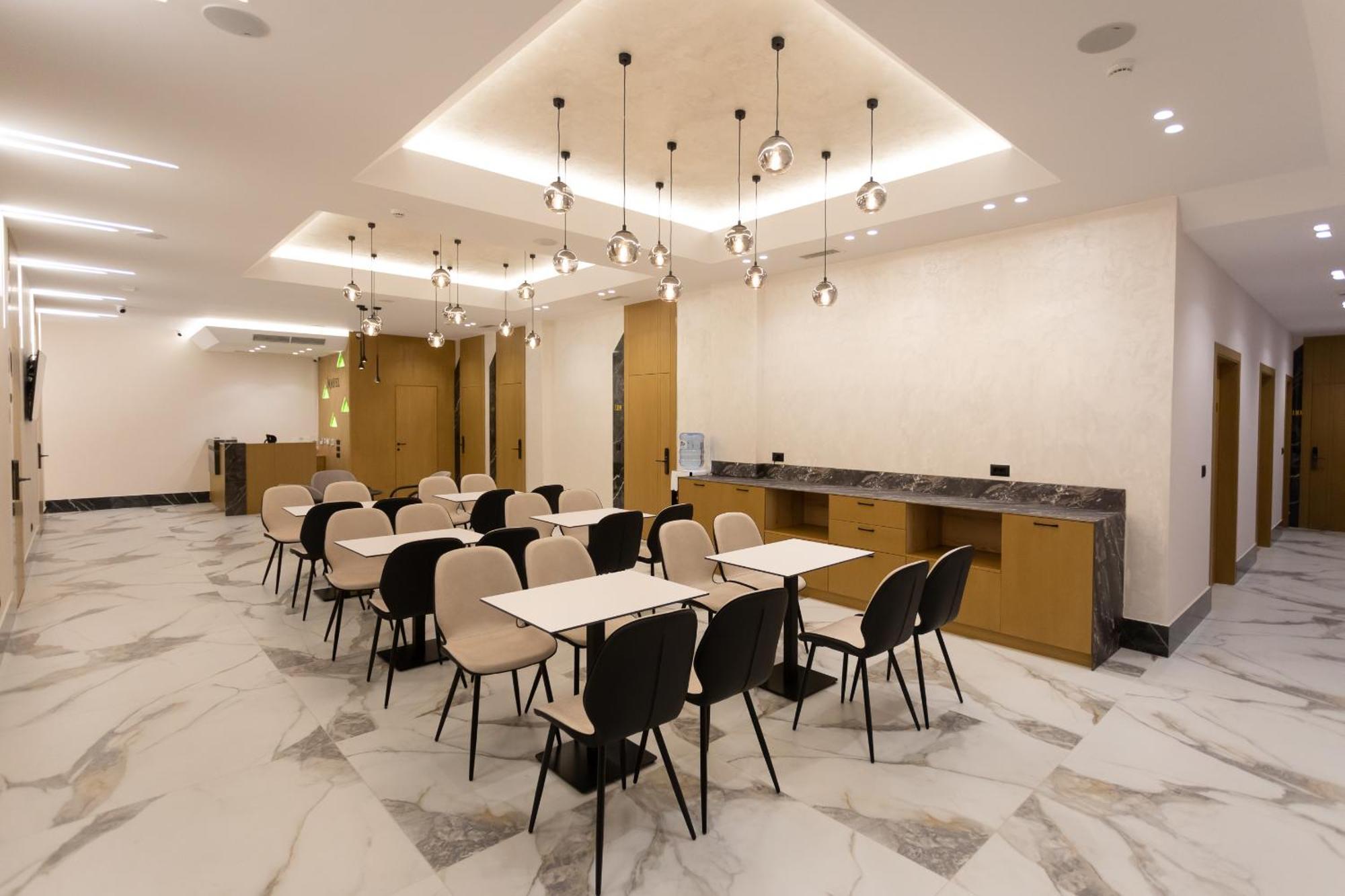 Nayel Hotel Durres Ngoại thất bức ảnh