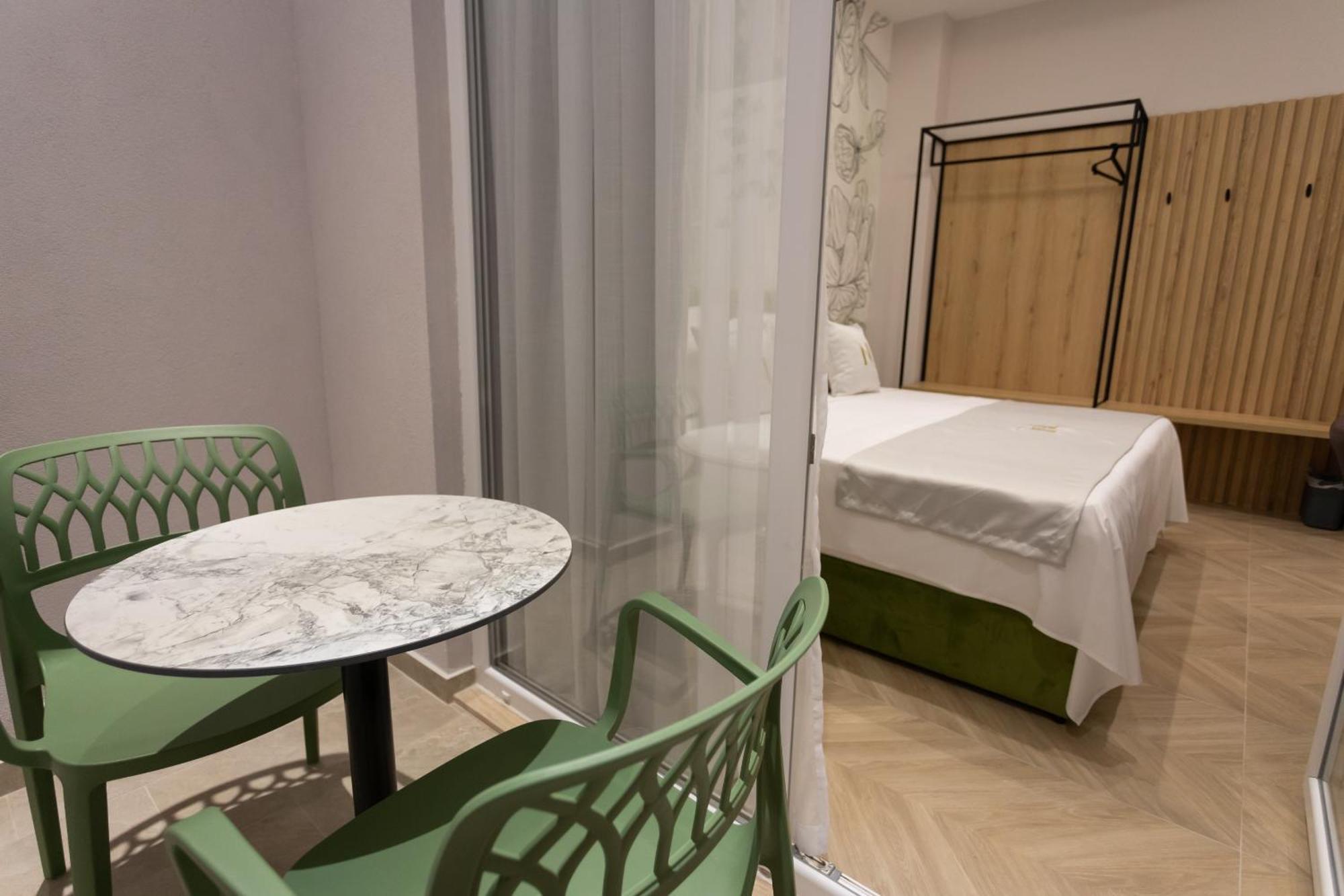Nayel Hotel Durres Ngoại thất bức ảnh