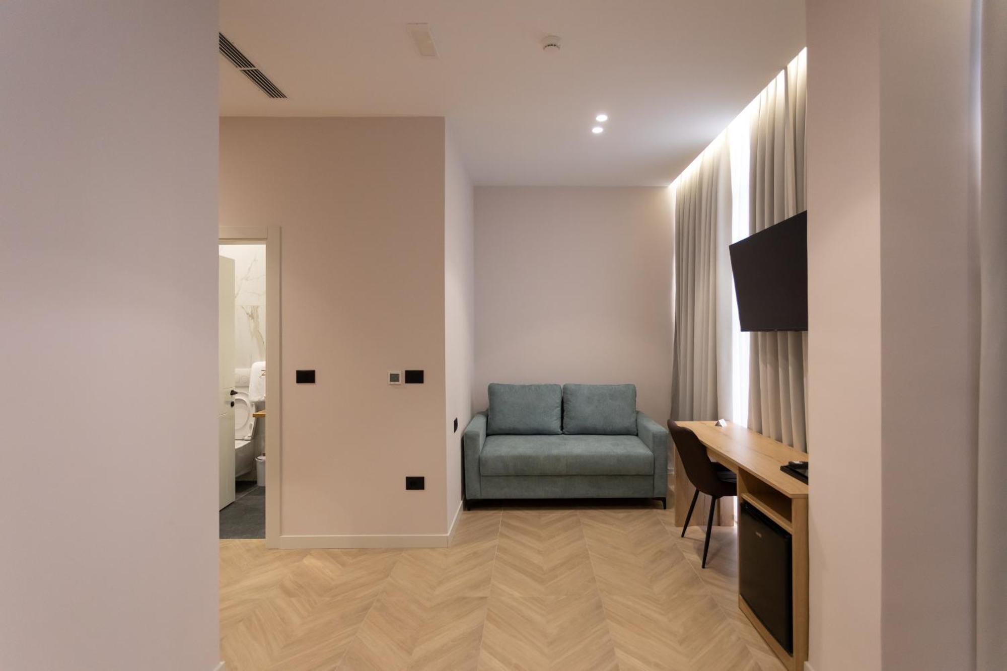 Nayel Hotel Durres Ngoại thất bức ảnh