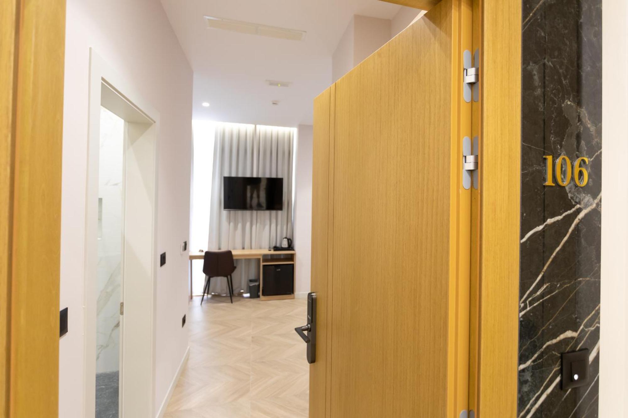 Nayel Hotel Durres Ngoại thất bức ảnh